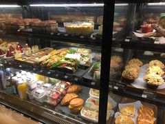 面包甜点陈列柜-星巴克(杭州嘉里中心4F店)