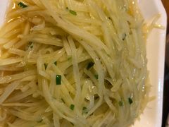 -临江餐馆二楼美食部落
