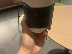 -星巴克臻选(南京金茂览秀城店)