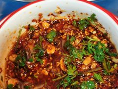 -牛华周记麻辣烫起源店