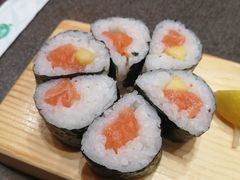 芒果三文鱼小卷-禾绿回转寿司(万柳华联店)