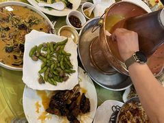 -鑫渔港海鲜本地菜·山海关浑锅(东戴河店)