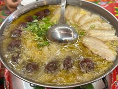 -闯关东东北农家菜(崂山石老人店)