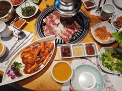 -唯成•韩国炭火烤肉 유성고기