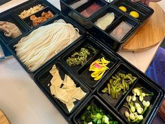 -新世界·过桥米线宴