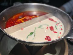鸳鸯锅-湊湊火锅·茶憩(新中关购物中心店)