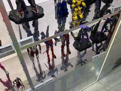 -泡泡玛特POPMART(侨福芳草地店)