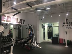 -汗水空间私教健身连锁(SM广场店)