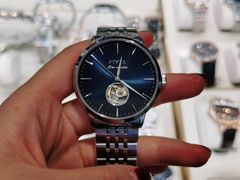 -亨吉利世界名表中心(砂之船奥莱店)