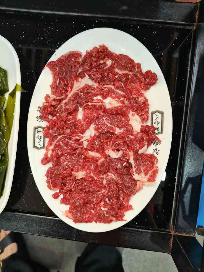 八合里牛肉火锅(国际购物中心店)-"[薄荷]环境:宽敞明亮,厨房透明