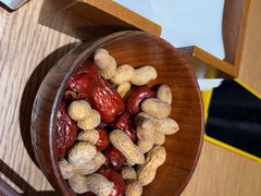 -纳鲁孜·新疆特色餐厅(上海悦荟广场店)