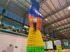 -天空之城蹦床攀岩运动馆·团建拓展·亲子游乐·生日派对(合肥店)