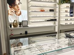 -镜客眼镜(浦江欢乐颂店)