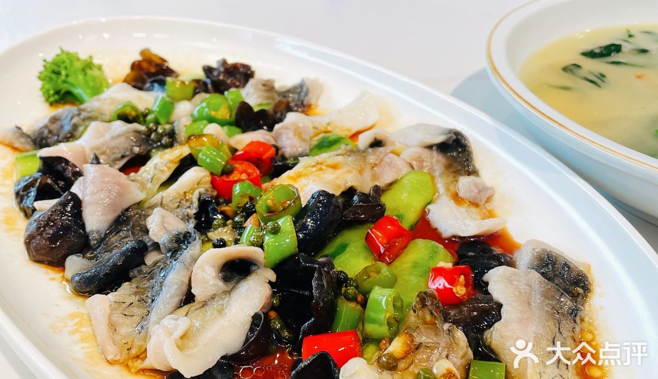 夏都小镇｜不是银杏季也同样美味的融合粤菜