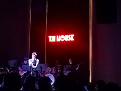-TZ House音乐现场(来福士中心店)