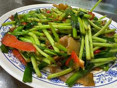 藜蒿炒腊肉-龙老五汤店(站前西路店)