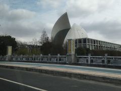 -上海滴水湖皇冠假日酒店