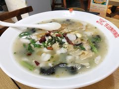 -乐达酸菜鱼面(山师东路店)