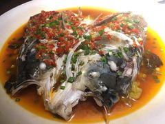 老坛剁椒蒸有机鱼头-举炊·寻湘记·新鲜现炒(临平西子国际店)