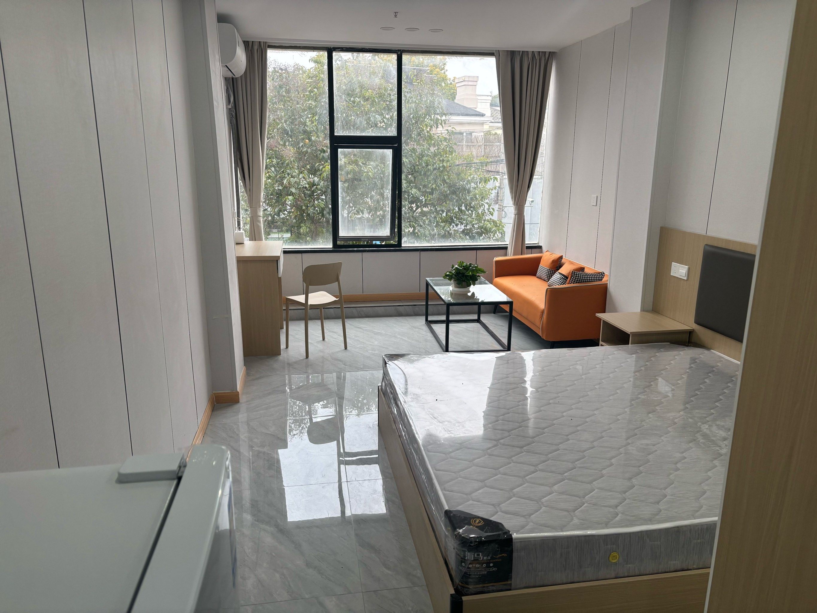 看中一套公寓,大家帮我看看怎么样