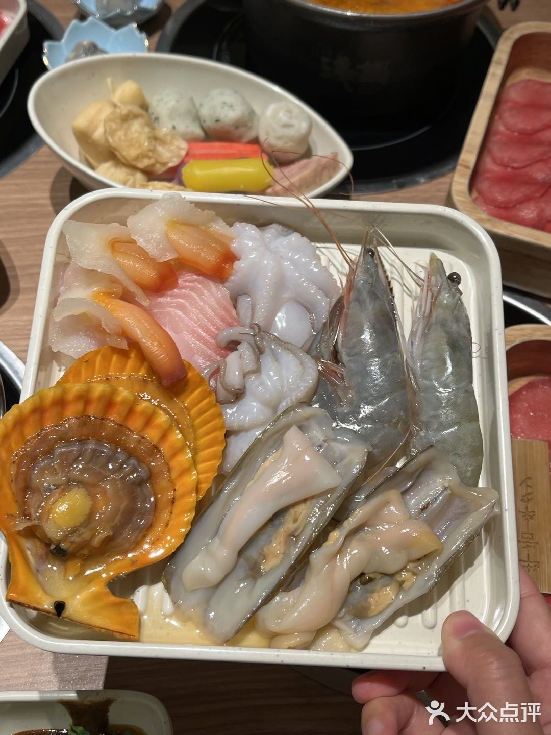 哇哇哇，老板请客  今天部门的人聚餐