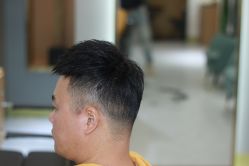 -发饰美男士增发补发假发定制店