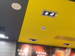 -麦当劳(百联西郊购物中心店)