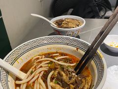 -粉吖吖·邵阳米粉(体育西路店)