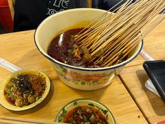 -拈签一笑黄牛肉辣卤串串