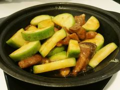 小瓜排骨煲-至潮餐厅精致粤菜·活鲈鱼·走地鸡(珠江新城店)
