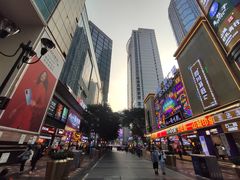 -八一路好吃街(雨田商务大厦店)