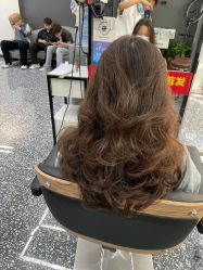 -藤野造型专业烫染接发