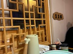 -锅老头海鲜铁锅炖