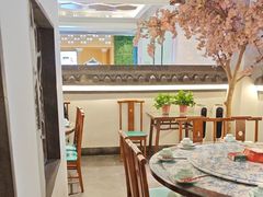 -卢大鲜鱼头捞饭(美利广场店)
