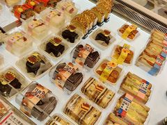 -85度C(生甜甜圈研究工坊·上海平凉店)