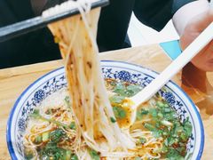 -嘻小北·兰州清汤牛肉面(太平洋森活天地店)