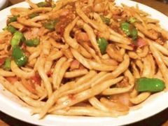辣子鸡炒面-葡萄集|滋味新疆菜·精酿酒馆(瑞豪酒店)