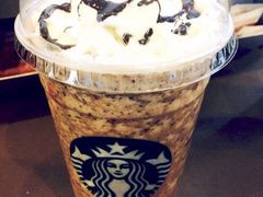 -星巴克(上海虹桥新天地二店)