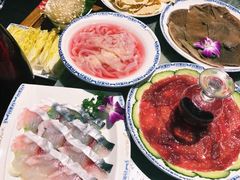 -月满大江火锅(总府路店)