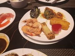 -唐拉雅秀酒店-西锦汇空中BBQ·思创餐厅