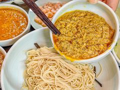 -裕兴记•蟹黄面馆(人民广场店)