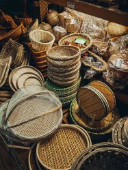 -百荣二期玩具城