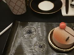 -Salon de The de Joel Robuchon(外滩18号店)