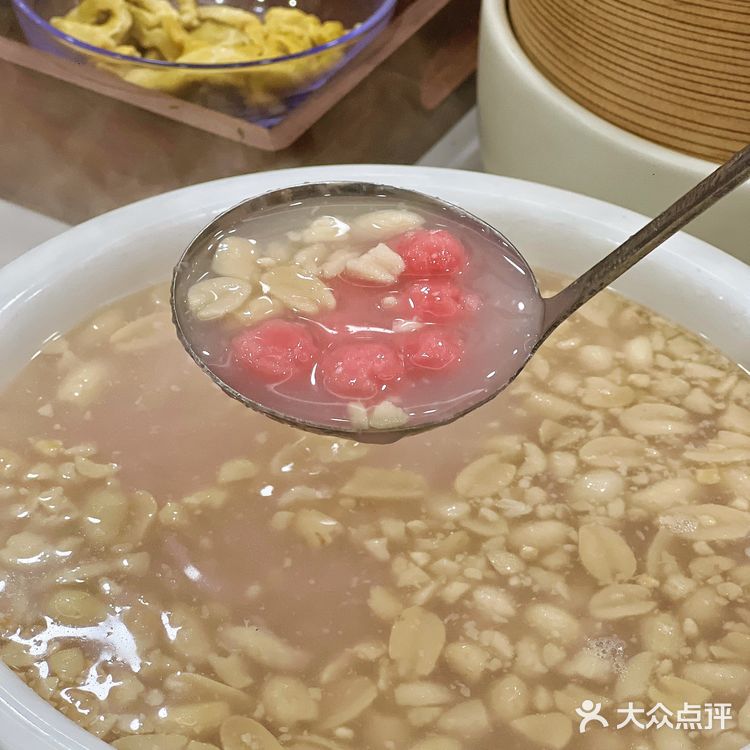 来泉州一定要来这家老牌海鲜餐厅吃烤鹅！