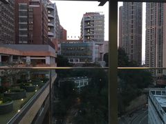 -香港大学