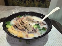 -鸭味先老鸭粉丝馆(瑞金路二号四号小区店)