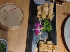 -一朵菌·野生菌探索家火锅(南亚店)