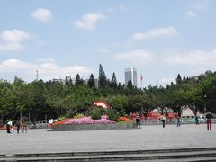-英雄广场