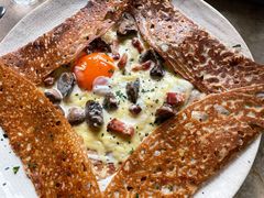 鸡蛋蘑菇熏肉荞麦可丽饼-RAC BAR(安福路店)