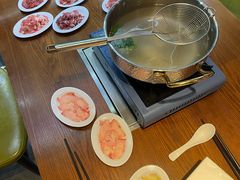 -牛满溢·自助潮汕鲜牛肉火锅(龙汇路店)